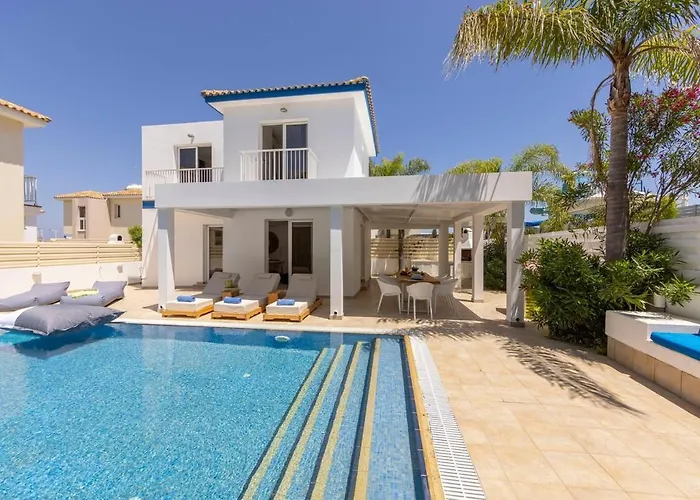 Utopia Casa de Férias Protaras