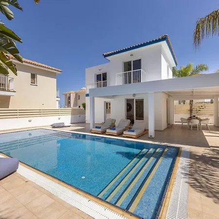 Utopia Holiday home