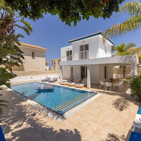 Utopia بيت للعطل *